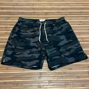 Saine Life Shorts, Camo, mesh lined.